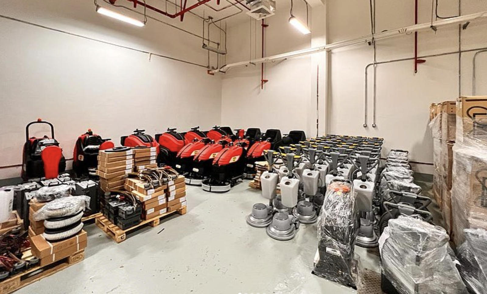 Another successful delivery! Maintaining tremendously strong stock levels of all types of equipment in our industry for our highly prestigious clients has been the core of our planning & execution to a successful industry approach in-line with fulfilling all requirements of our clients.